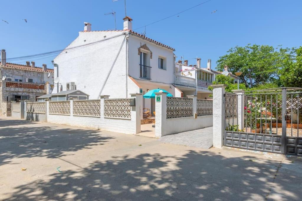 הוילה אמפוריבראבה Casa Con Barbacoa, A 5 Minutos Del Centro Y El Mar En Coche, Trabuc מראה חיצוני תמונה