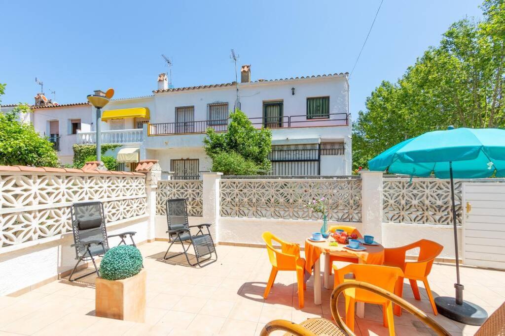 הוילה אמפוריבראבה Casa Con Barbacoa, A 5 Minutos Del Centro Y El Mar En Coche, Trabuc מראה חיצוני תמונה