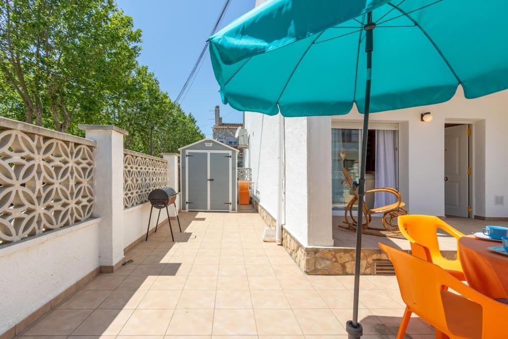 הוילה אמפוריבראבה Casa Con Barbacoa, A 5 Minutos Del Centro Y El Mar En Coche, Trabuc מראה חיצוני תמונה